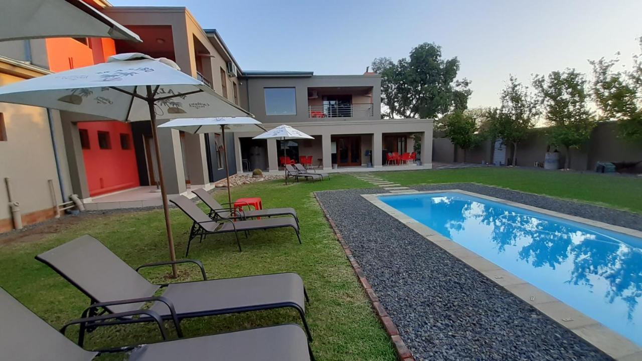 Karoo Sun Boutique Guest House Oudtshoorn Exterior foto